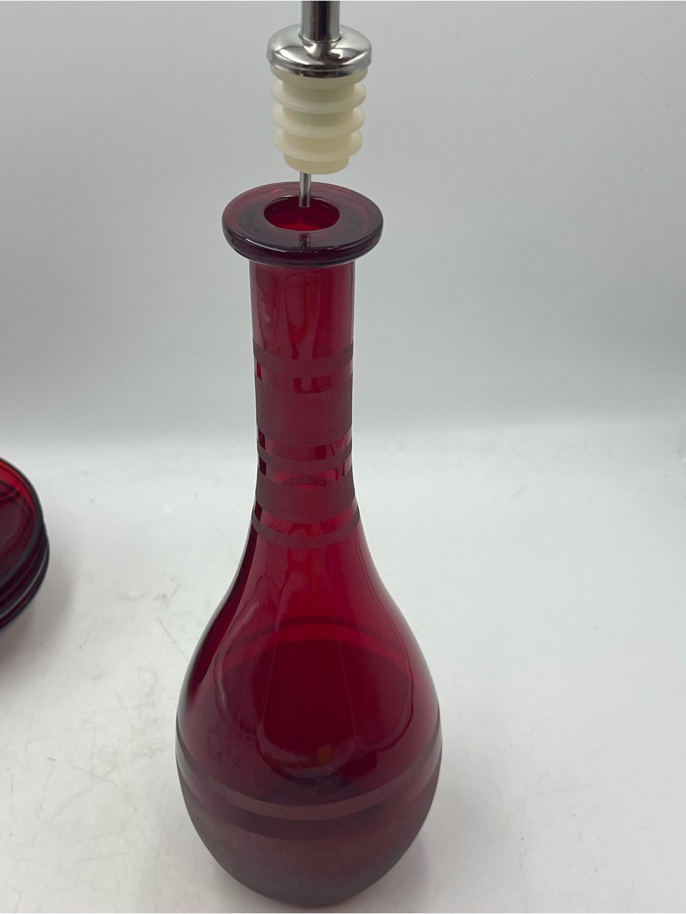 Bombay Company: Vintage Buenos Aires Olive Oil Bottle Stopper & Dipping Bowl Set - Picture 7 of 16
